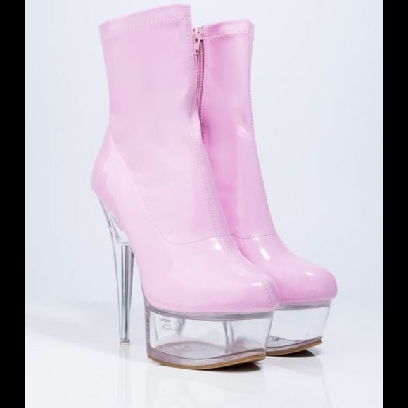 Akira AZALEA WANG ON THE CLOCK STILETTO BOOTIE IN PINK PATENT - Picture 3 of 9